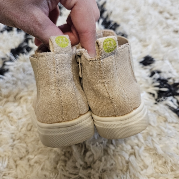 Target Boots, 4, Tan - Picture 2 of 5